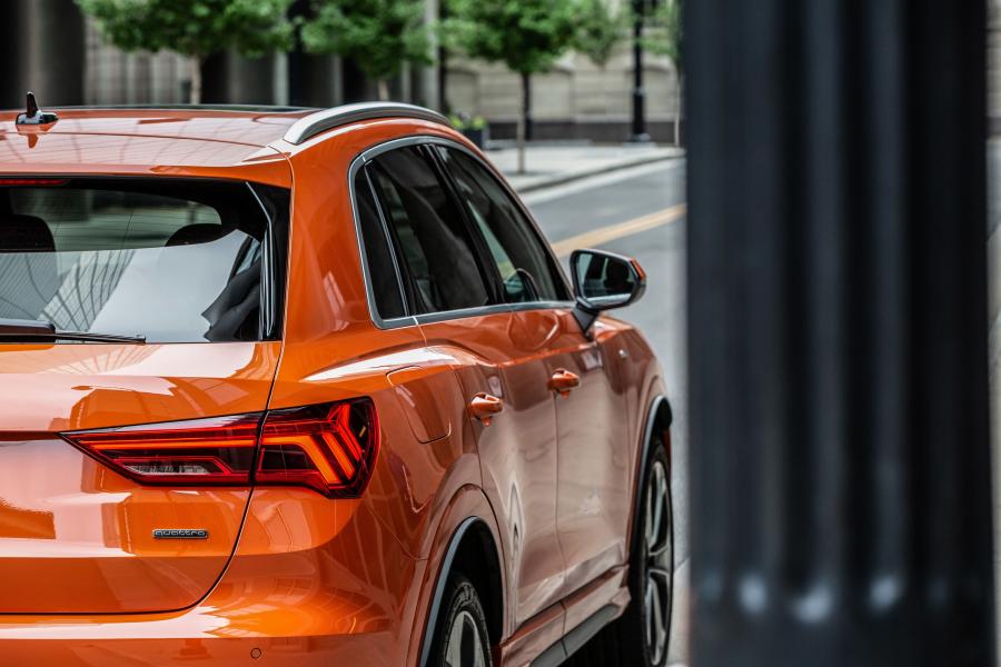 Детали экстерьера Audi Q3 2.0 TFSI Quattro S-Line 2019 года  (NA) (фото 33 из 42)